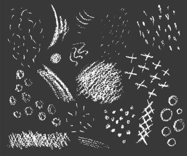 Farklı tebeşir desenleri ve karalamalar, koyu arkaplanda beyaz çizimler