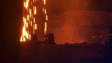 Ağır metalurji makineleri, metal çelik