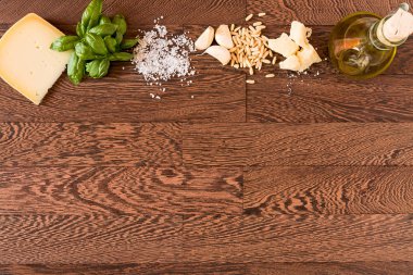 Pesto Cenova için doğal maddeler