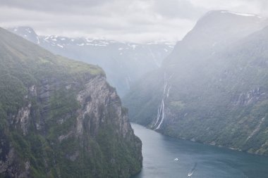 Geiranger sonuna Sunnylvsfjorden, Norveç