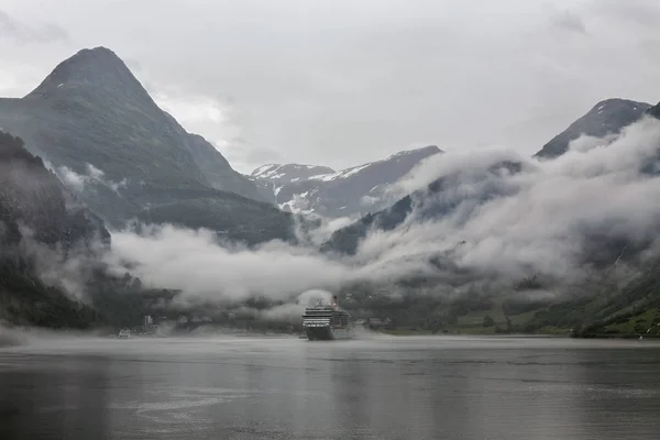 Geiranger, na koniec Sunnylvsfjorden, Norwegia Obraz Stockowy