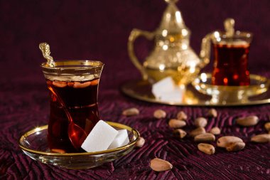 Geleneksel cam Tunus çay