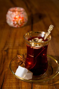 Geleneksel cam Tunus çay