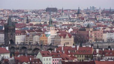 Bir gün olarak alınan Prag, Merkezi parçası,-gece geçiş zaman atlamalı vurdu