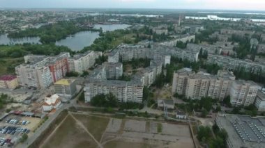Kherson şehir bina ve Dnipro Nehri'nin hava atış uzak gördüm