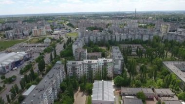 Kherson şehrin etkileyici cityscape ve yaz aylarında hava ile hava atış