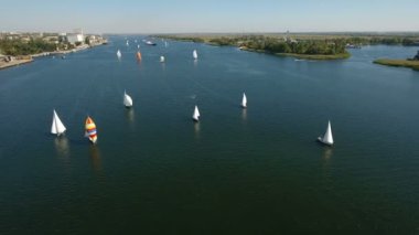 Lüks Yatlar Dnipro yaz yelken birini hava atış