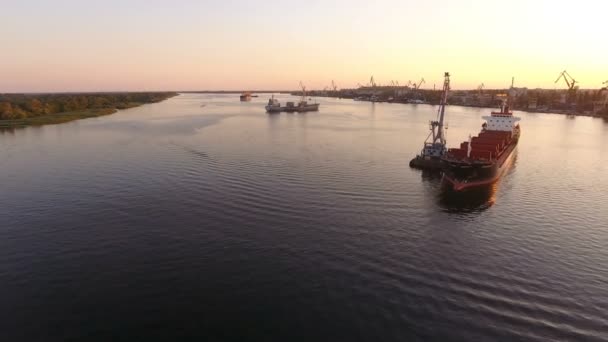 Nikolaev Ukrayna Temmuz 2017 Pitoresk Bir Gün Batımında Dnipro Pürüzsüz — Stok video
