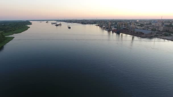 Vue Aérienne Dnipro Avec Barges Remblai Port Fluvial Coucher Soleil — Video