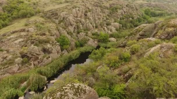 Misztikus Tekintettel Többek Között Sziklás Hegység Veszélyes Látszó Canyon Fekete — Stock videók