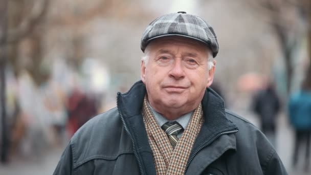 old man in flat cap