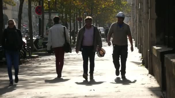 Paris Frankreich November 2017 Ein Eindrucksvoller Blick Auf Zwei Arbeiter — Stockvideo