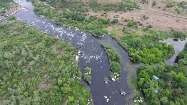 Tiro Aéreo Rio Dnipro Com Corredeiras Espumosas Pântanos Exuberantes Verão — Vídeo de Stock