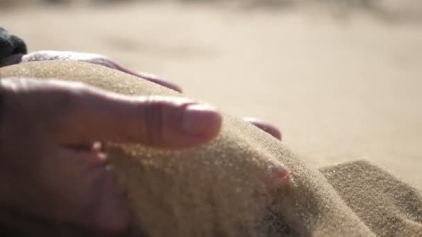 Male Hands Scooping Handfuls Sand Desert Pouring Slo Gorgeous View — Stock Video