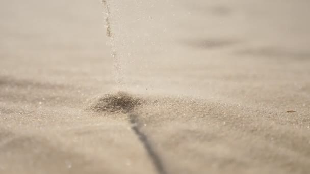 Smal Ström Varm Sand Som Rinner Ner Öken Solig Dag — Stockvideo