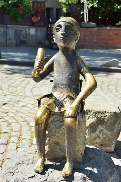 TBILISI, GEORGIA - MAY 2016: Sculpture Tamada in the center — Stock Photo, Image