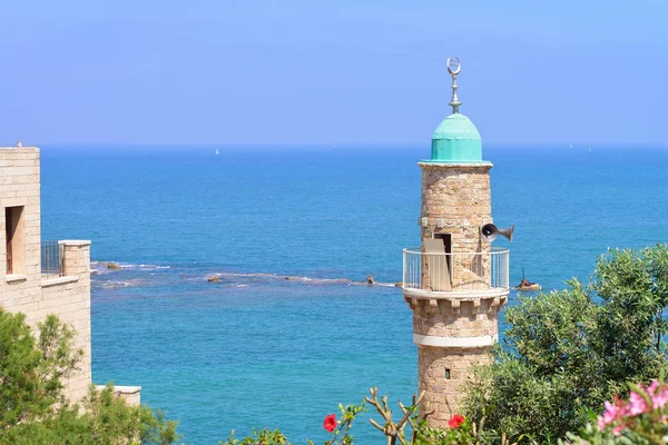 Minaret stará mešita města Jaffa — Stock fotografie