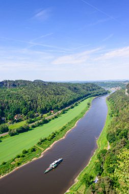 bastei bir görünümden nehir elbe, Sakson olarak İsviçre