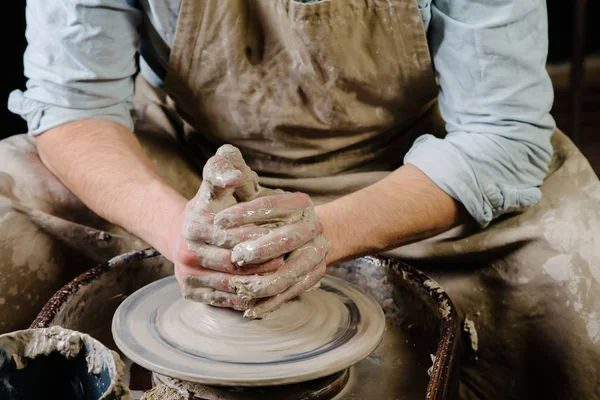 Poterie Atelier Concept Art Céramique Gros Plan Sur Les Mains — Photo