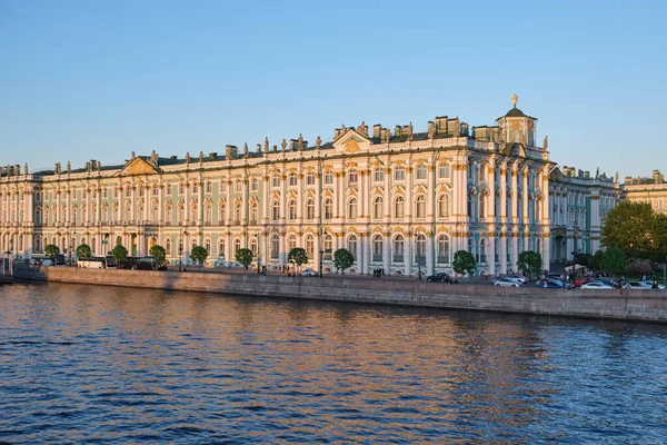 Der Winterpalast Und Die Seebrücke Palastdamm Klaren Sommertagen Sankt Petersburg — Stockfoto