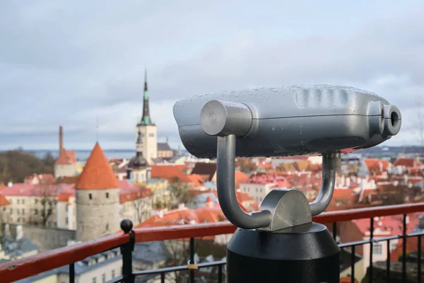 Ferngläser Auf Der Aussichtsplattform Von Tallinn Selektiver Fokus Auf Ferngläser — Stockfoto