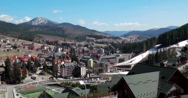 Tillen op de standpunten van de stoeltjeslift van sneeuw landschap achtergrond wintersport Recreations Ski skiën Resort Wild bergen Lifestyle — Stockvideo