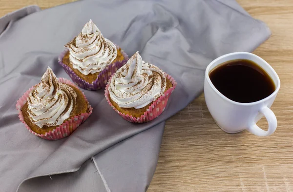 Cupcakes tiramisu caseiro — Fotografia de Stock