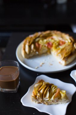 Elma ev yapımı kek 