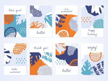 Soyut renkli kolaj özgeçmişi ayarlandı. Kart, broşür ve davetiye tasarımı için el çizimi şablonlar.