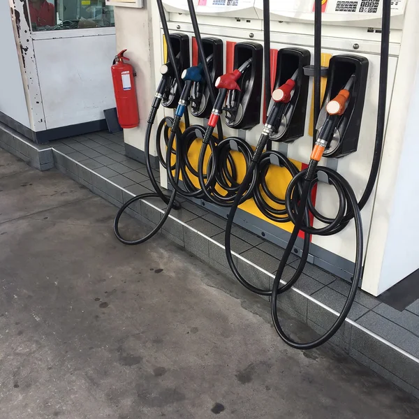 Estação de bomba de gasolina e serviços . — Fotografia de Stock