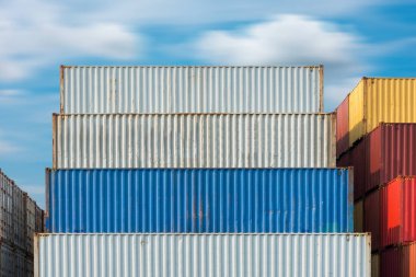 Konteyner nakliye, taşımacılığı iş yığını işleme.