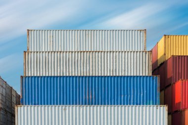 Konteyner nakliye, taşımacılığı iş yığını işleme.