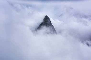 Sapa, Vietnam için dağın zirvesine 