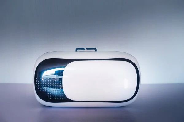 Gafas de realidad virtual, Concepto de equipamiento tecnológico futuro — Foto de Stock