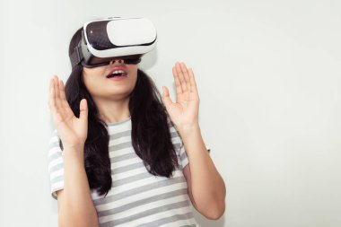 Whit onu sanal gerçeklik cam güzel kadının portresi