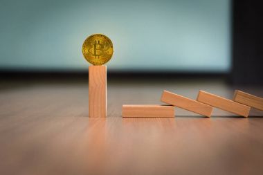 Domino etkisi ve kurtulan bitcoin kavramı