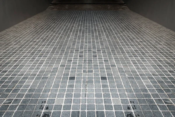 Graniet tegels bestrating voor oprit ondergrondse vloeren — Stockfoto