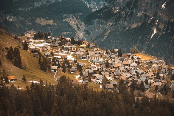 Landschap Landschap Uitzicht Het Dorp Murren City Vanuit Kabelbaan Zwitserland — Stockfoto