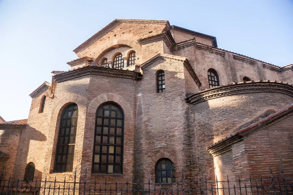 İtalyan mozaik başkenti Ravenna - Emilia Romagna, San Vitale Bazilikası