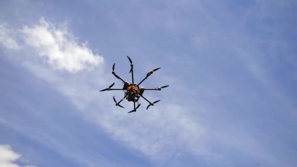 Drone Octopopter with Camera in flight. — Stock Video