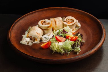 Tavuk mantar-2 ile rulo.