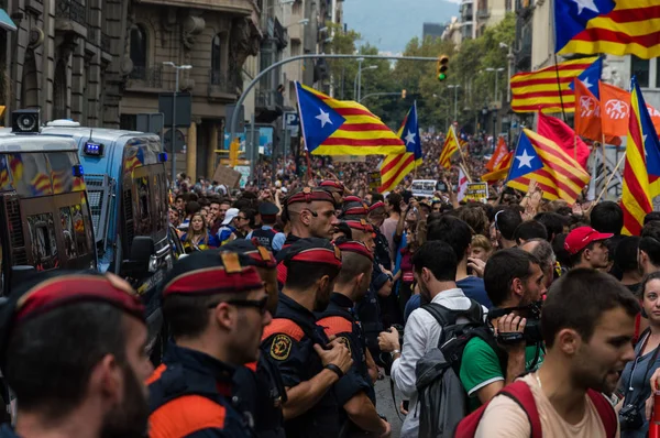 Barselona, İspanya, 03 Ekim - 2017: Pasifik protesto  