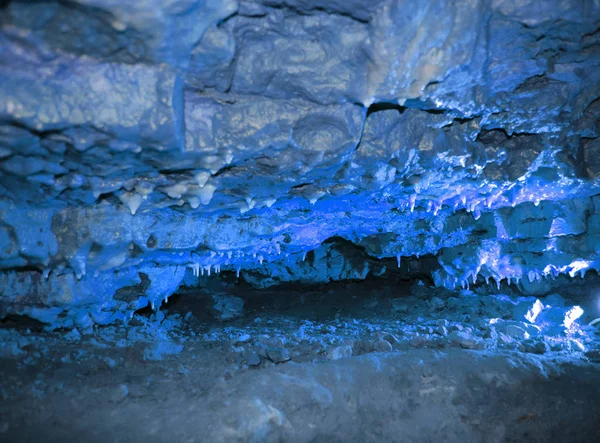 Crystal Cave horizontal