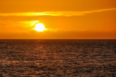 Sunset bulvarında Fiji adasında Mana