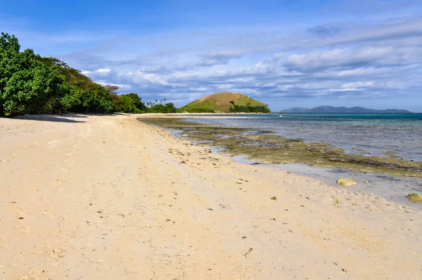 Sur la plage de Mana Island, Fidji — Photo