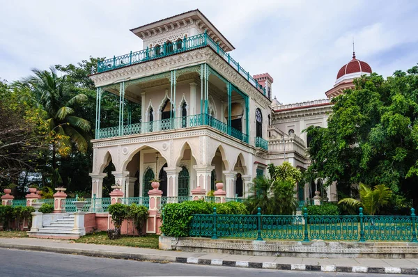 古巴西恩富戈斯Palacio de Valle — 图库照片