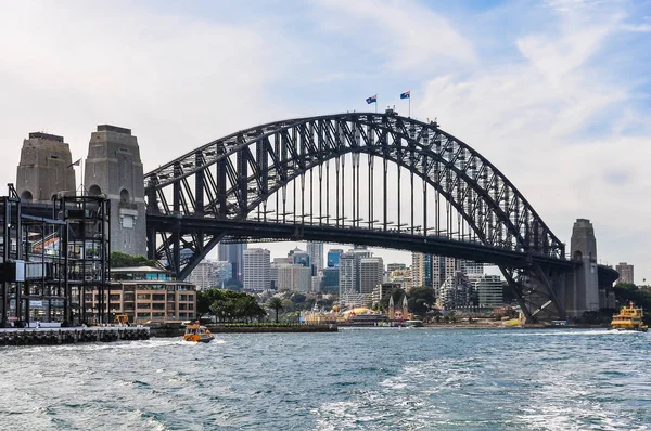 Harbour Bridge depuis le Ferry Manly à Sydney, Australie — Photo