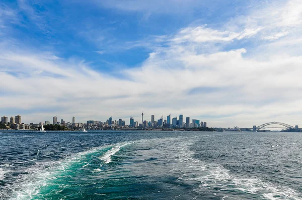 Skyline depuis le Ferry Manly à Sydney, Australie — Photo