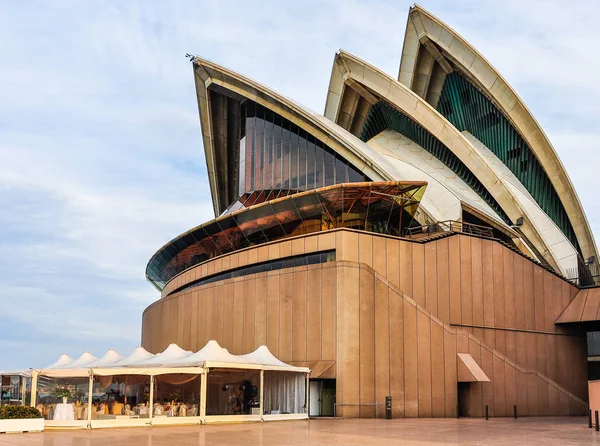Близький вид Опера Хаус у Сіднеї, Австралія — стокове фото