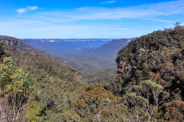 Sydney, Avustralya yakınındaki mavi dağlarının görünümü